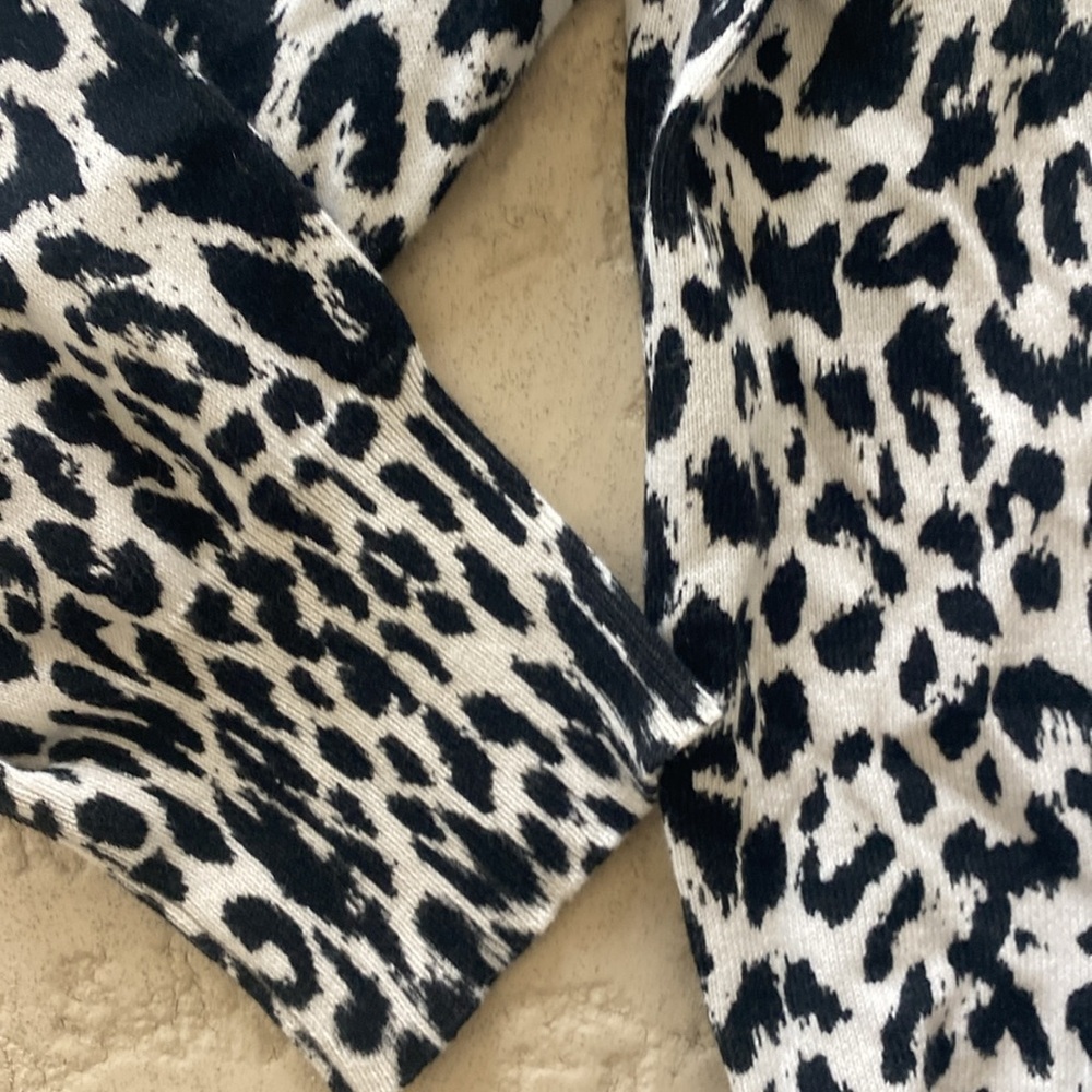 Josephine Studio Boutique Animal Print Black White Cardigan size Small - Picture 3 of 6